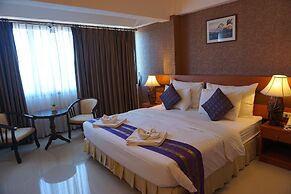 Kirimathani Hotel