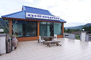 Phuruaboutique Hotel & Saunas