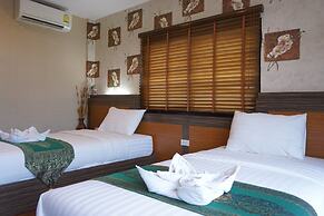 Phuruaboutique Hotel & Saunas