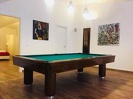 Kala Rooms