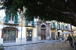 Kala Rooms