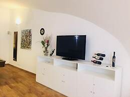 Kala Rooms