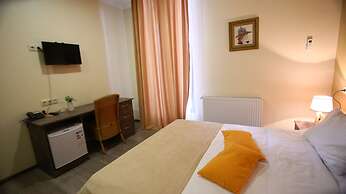 Hotel Nabadi