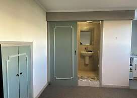 Pure Motel