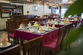 Golden Town Hotel