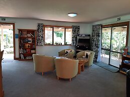 Eden's Edge Lodge