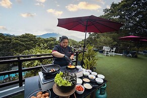 Issara Boutique Winery Hotel