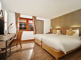 Issara Boutique Winery Hotel