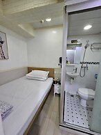 K&B Hostel