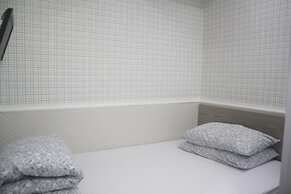 K&B Hostel