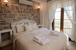 Cunda Vrodi By House