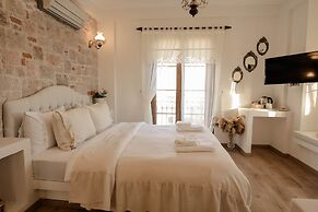 Cunda Vrodi By House