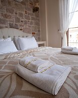 Cunda Vrodi By House