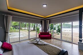 Pak Nam Resort