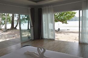 Pak Nam Resort