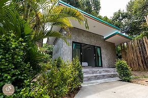 Pak Nam Resort