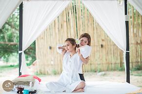 Pak Nam Resort