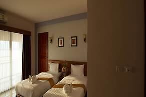 Royal Hill Satun Hotel