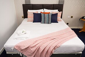 Hotel Samrat