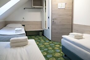 Hotel Center
