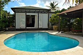 Parrot Villa