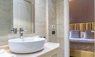 Via Veneto Suites