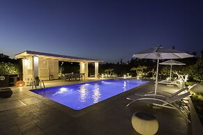 Antigone Estate