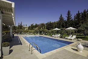 Antigone Estate