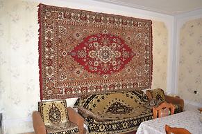 Serik & Geora Guesthouse