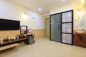 Kanu Hotel