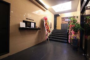 Kanu Hotel