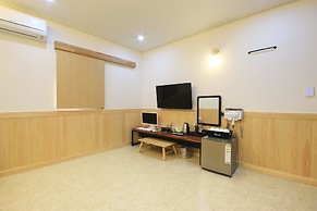 Kanu Hotel