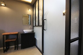 Kanu Hotel