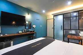 Kanu Hotel