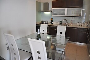 Isra Home Luxury Apartment with Sea View