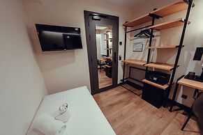 Hotel Transit