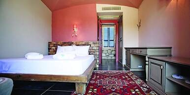 Igdeli Han Hotel