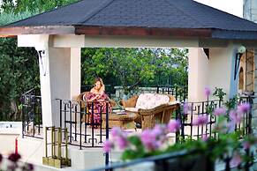 Belizi Hotel