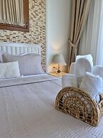 Cunda Paradise Otel