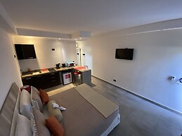 Ayres Village Apart