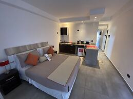 Ayres Village Apart