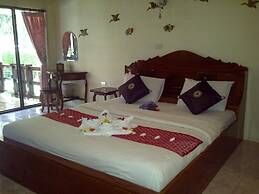 Chaya Resort