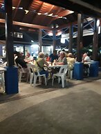 JO J'S Hostel
