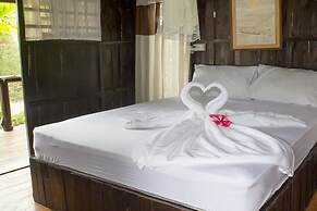 Leaf House Bungalows SHA PLUS approved