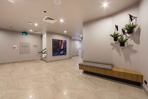 Best Western Plus North Lakes Hotel