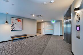 Best Western Plus North Lakes Hotel
