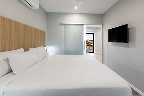 Best Western Plus North Lakes Hotel