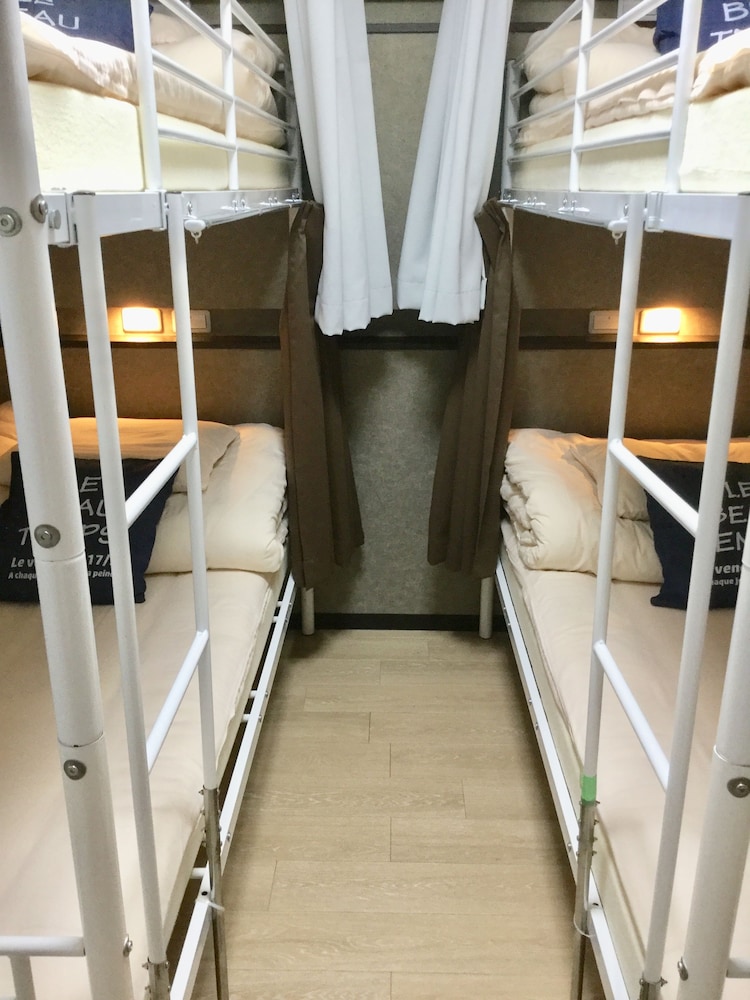 Keimei Guest House - Hostel
