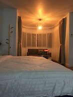 Bob's Thai BNB's