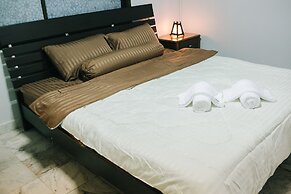 Bob's Thai BNB's